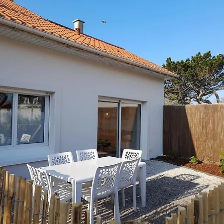 A La Vie, A La Mer. Sangatte Exterior foto